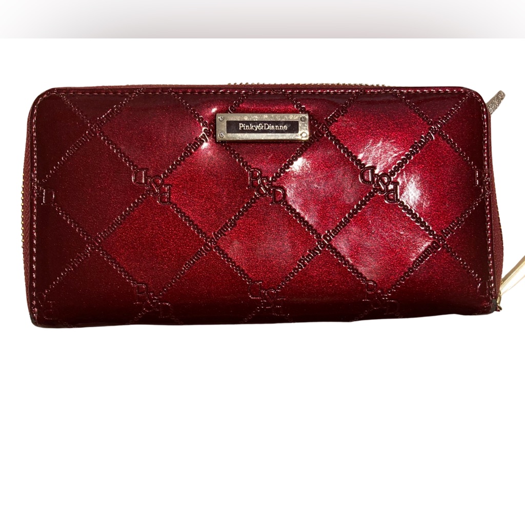 Pinky And Diane Patent Scarlet Long Wallet